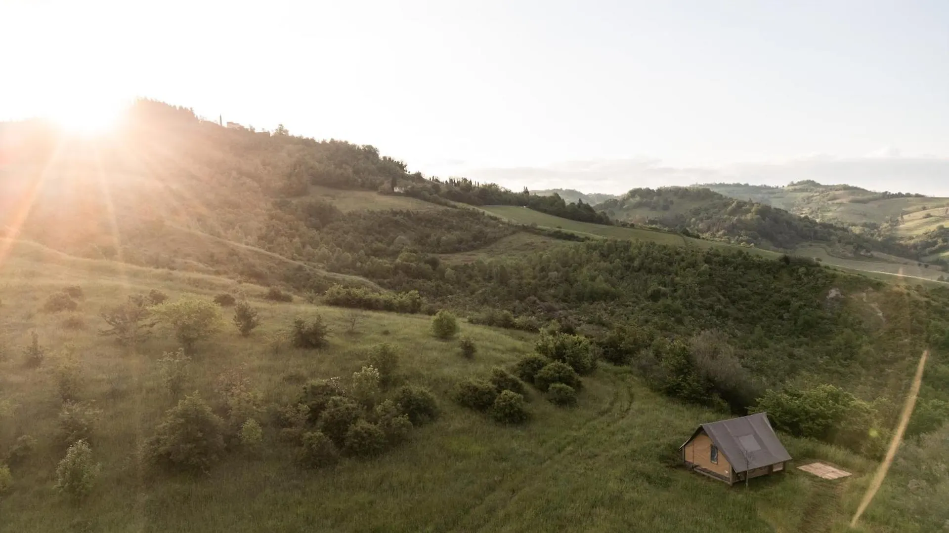 خيمة فخمة Agriturismo Glamping Pettirosso فراتّا تيرمي