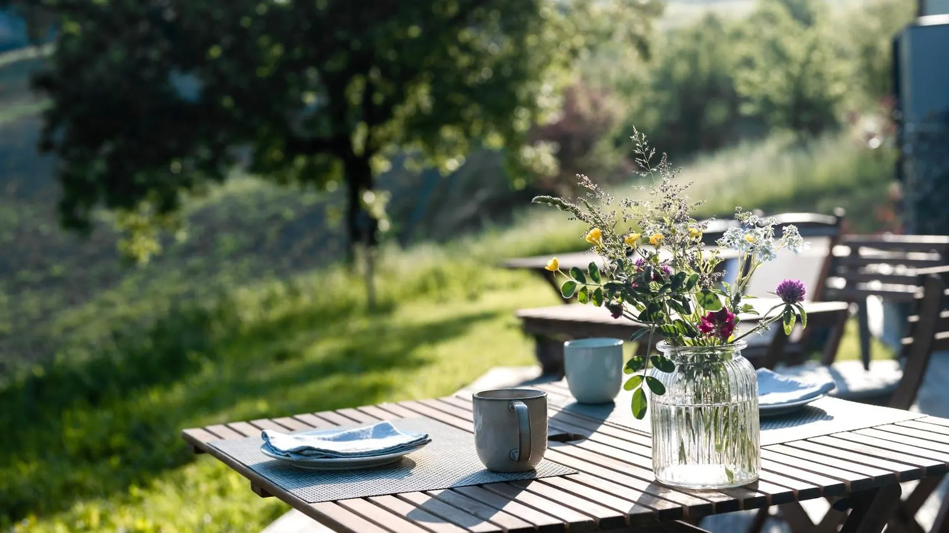 Agriturismo Glamping Pettirosso فراتّا تيرمي