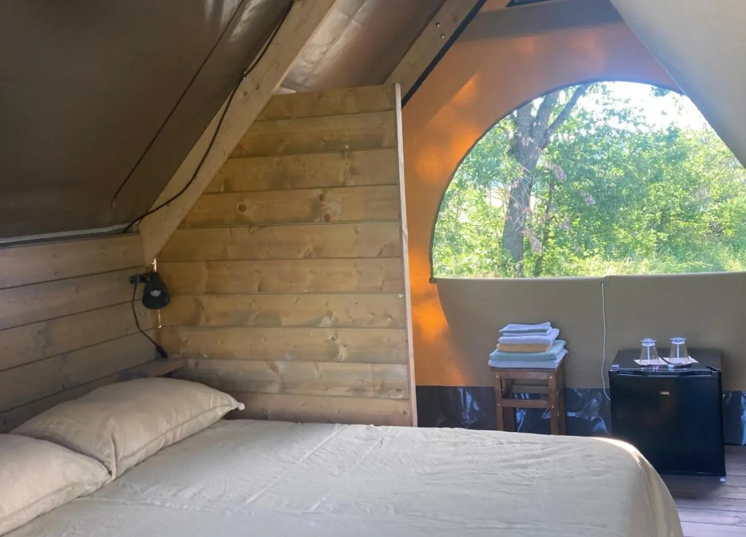خيمة فخمة Agriturismo Glamping Pettirosso فراتّا تيرمي