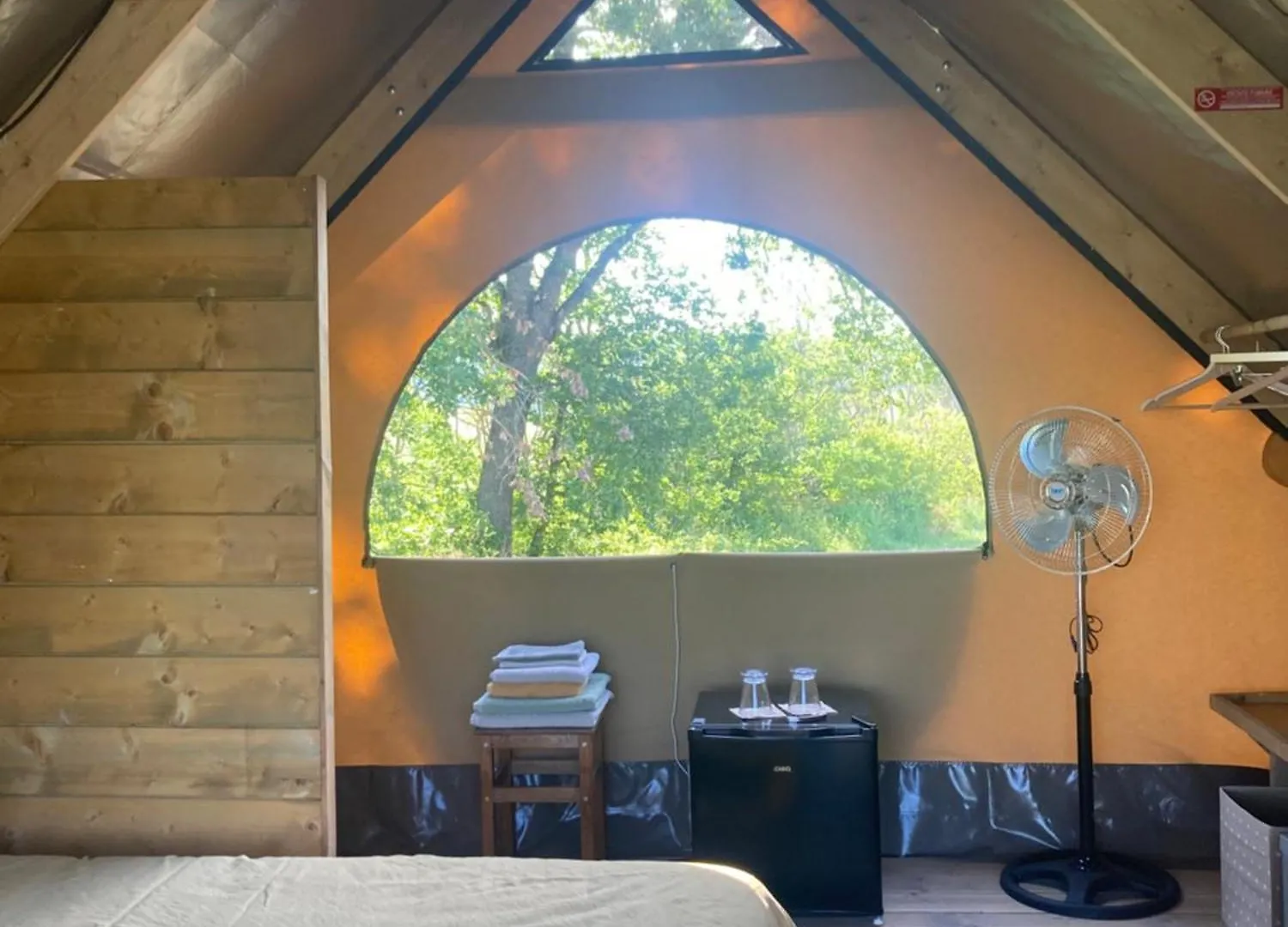 خيمة فخمة Agriturismo Glamping Pettirosso فراتّا تيرمي